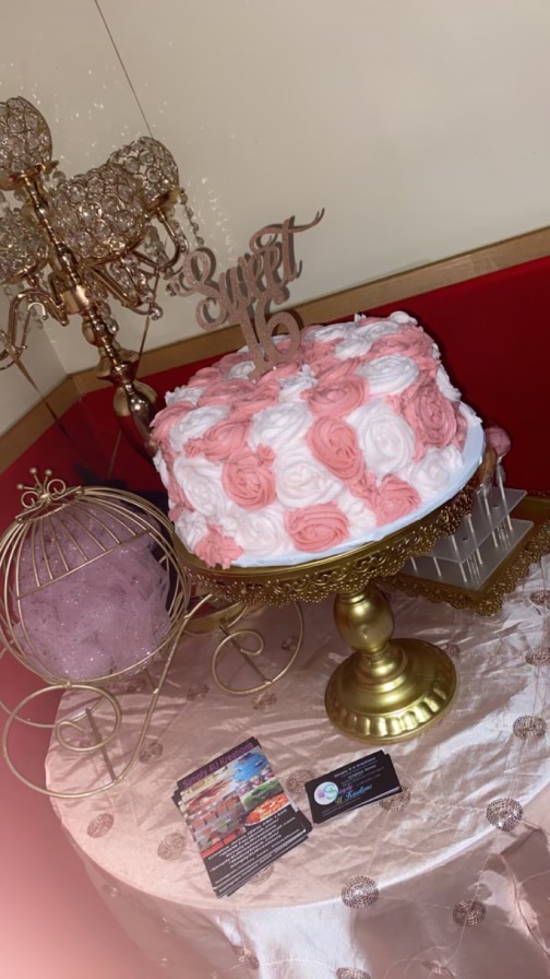 Sweet 16 rose cake